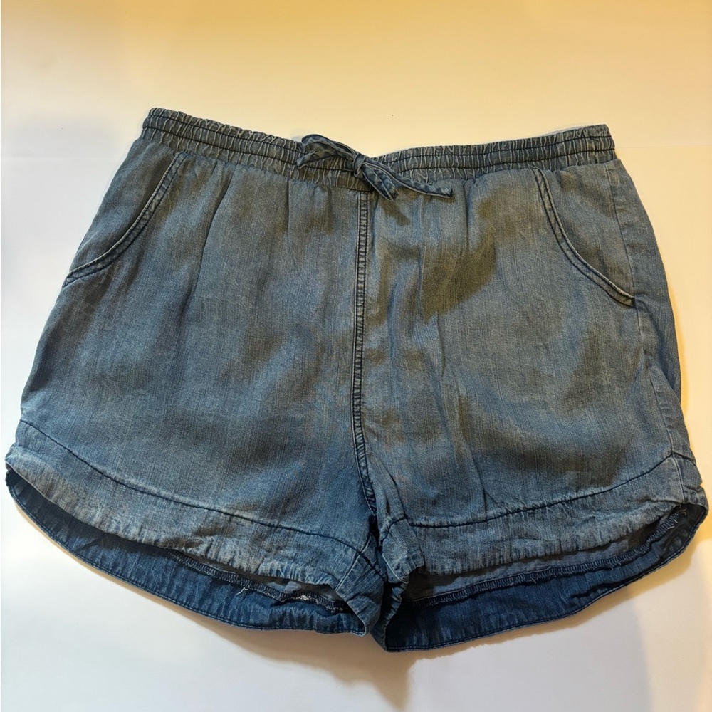 Universal Thread Women's Light Blue (denim appearing) Drawstring Shorts